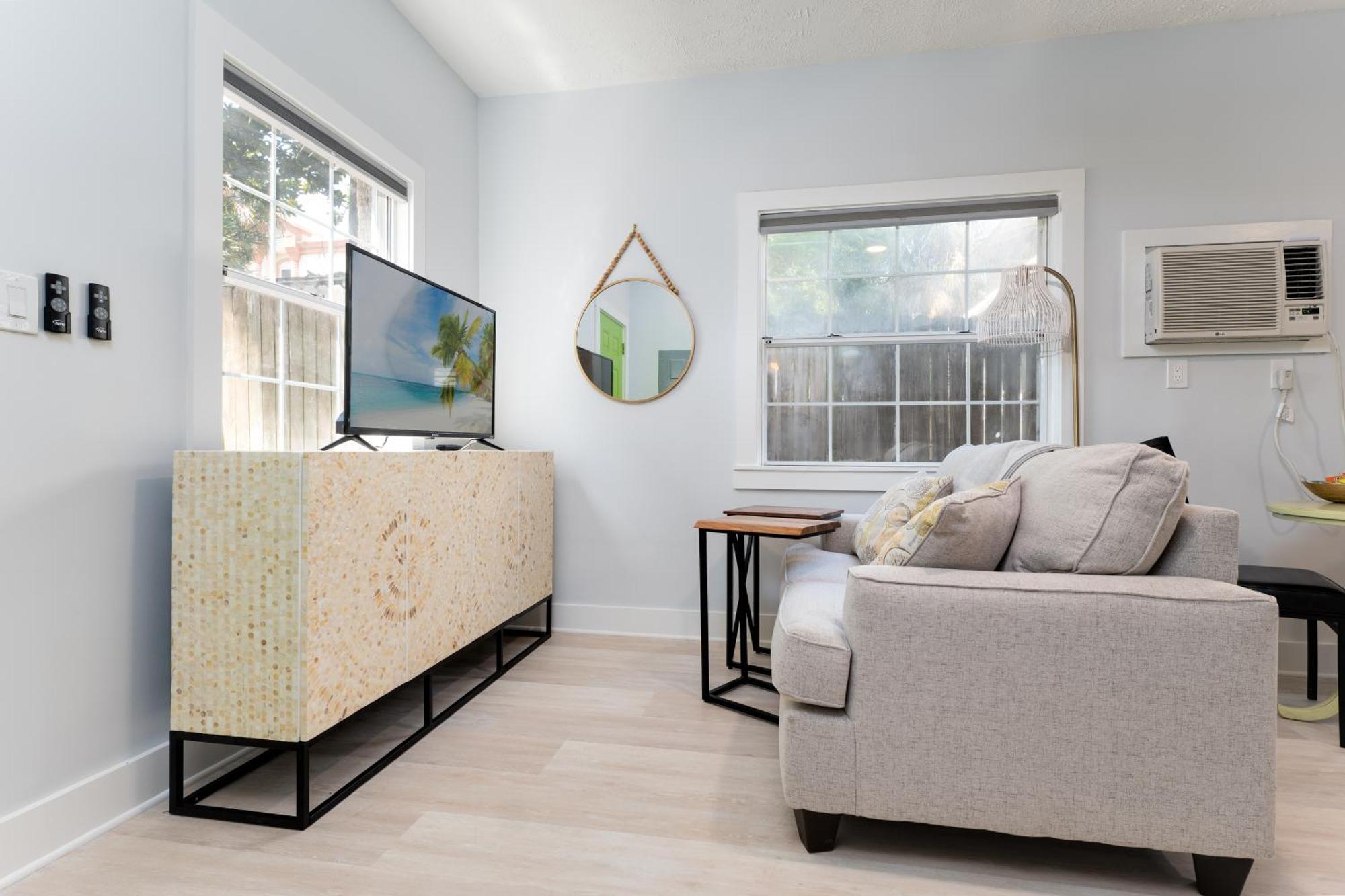 Apartment Be A Nomad Laid Back Jacksonville Beach